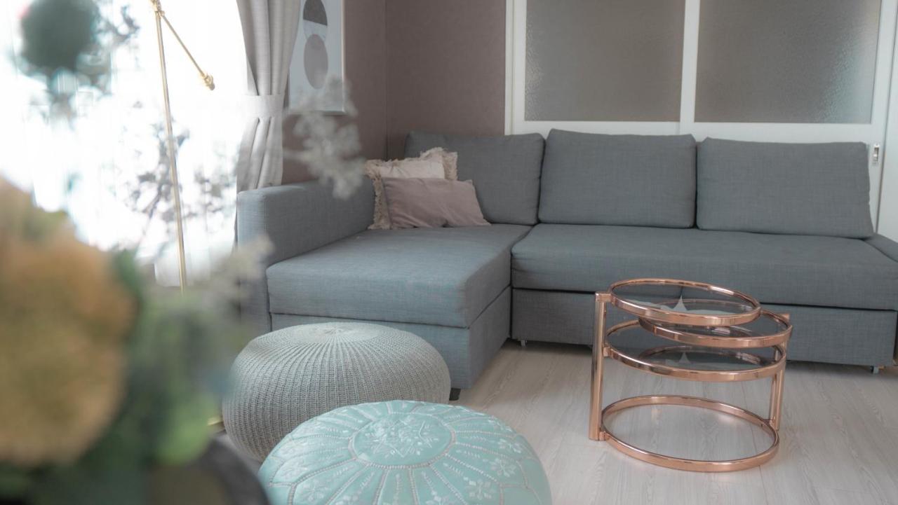 Accommodates Up To 11 Guests!!staypia Namba Ebisu Apartment Osaka