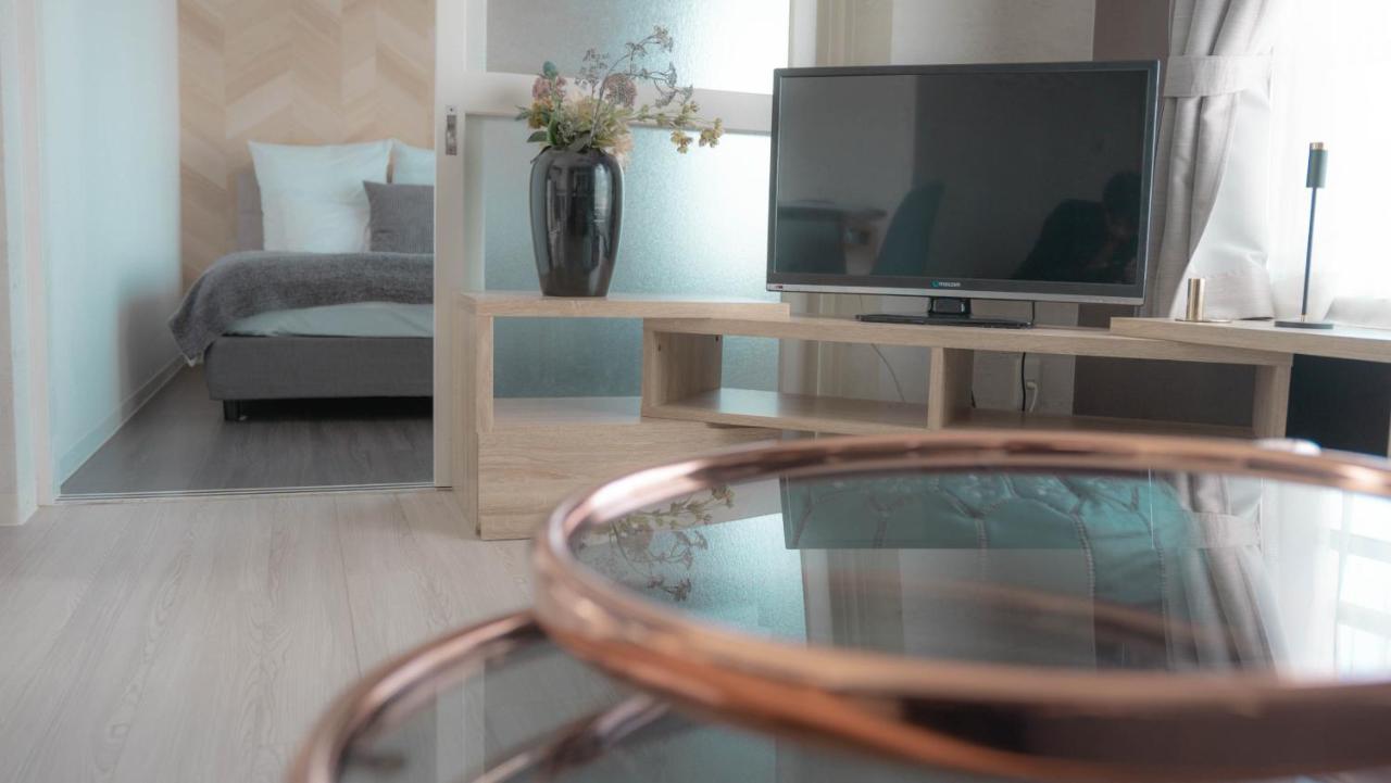 Accommodates Up To 11 Guests!!staypia Namba Ebisu *