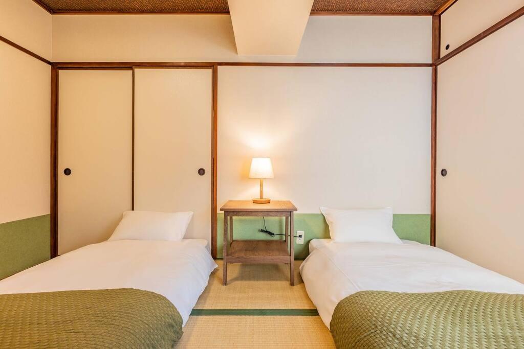 River Side Namba 303 Apartment *