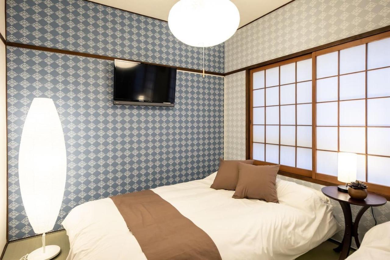 Funhouse-to North Umeda Guestresidence 2*