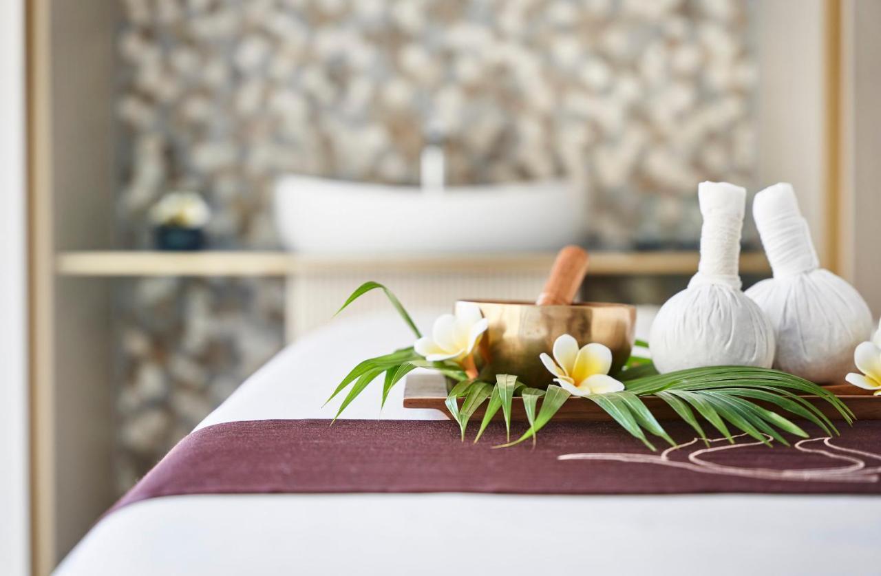 Centara Grand Hotel