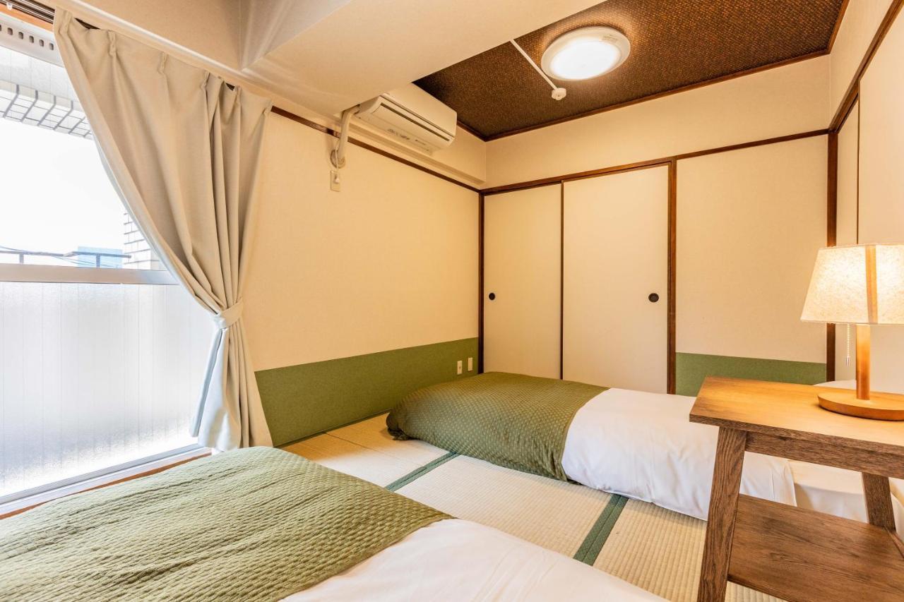Apartment River Side Namba 303