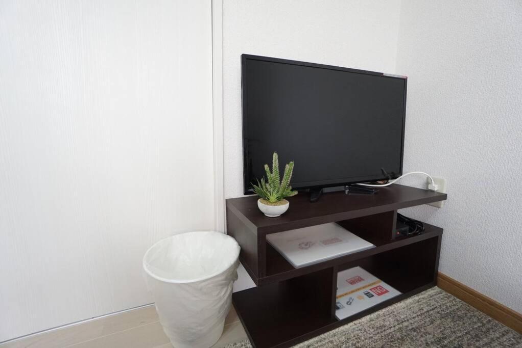 House Kamon Heights 205 Apartment *