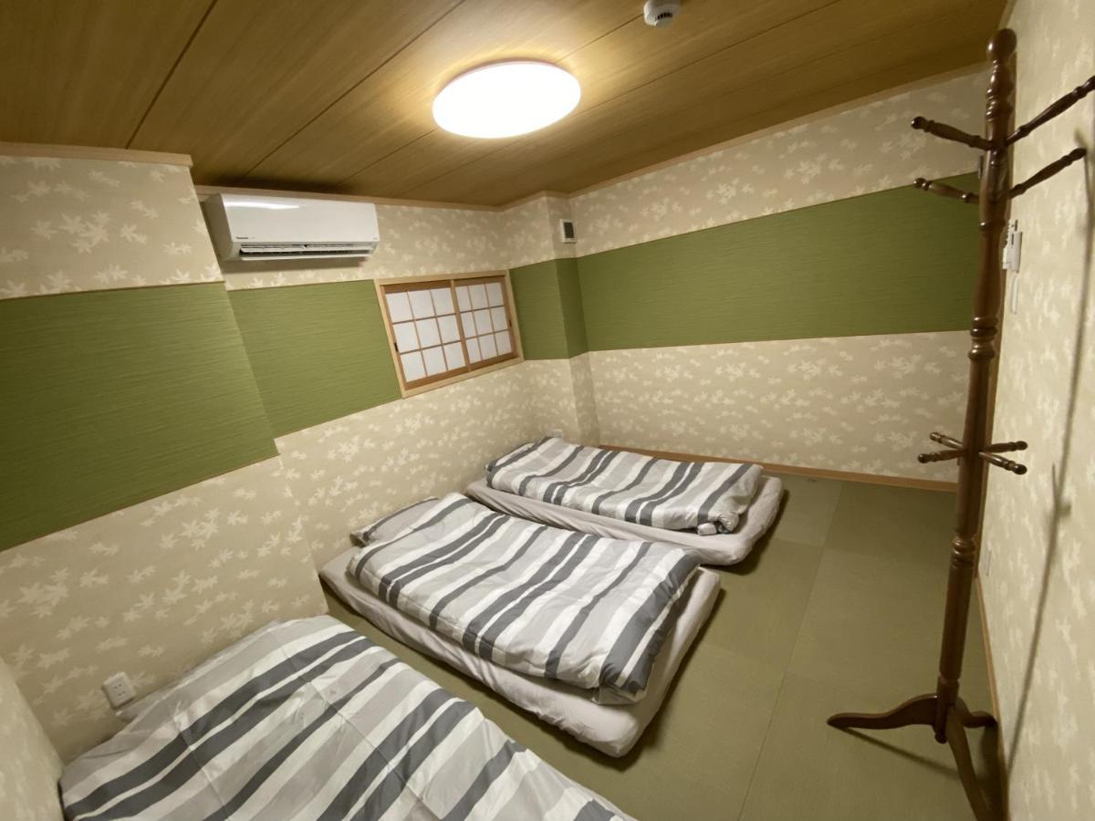 Wutong: Airport-adjacent Landmark Apartment