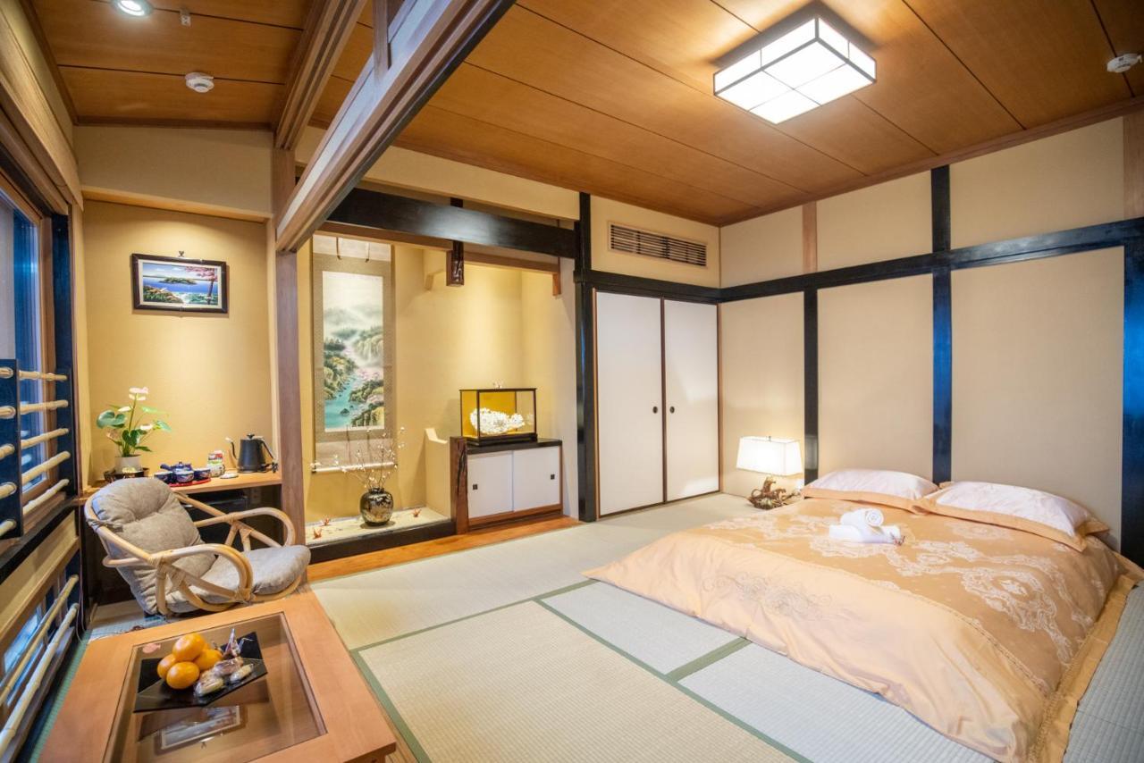 Akiko Fukuya Town Villa *