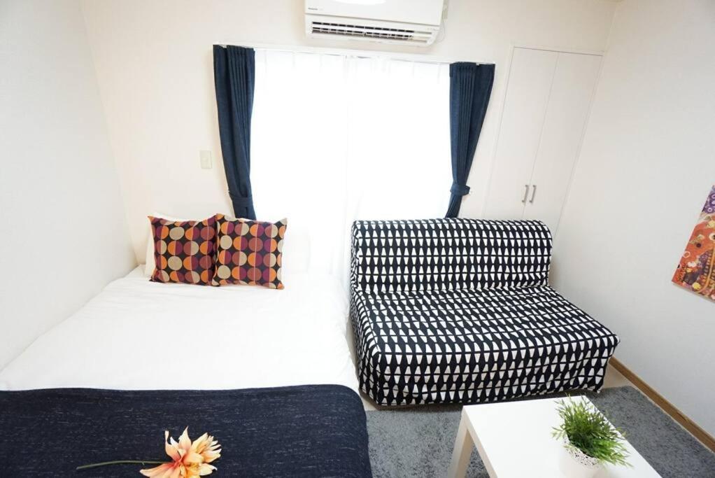 House Kamon Heights 202 *