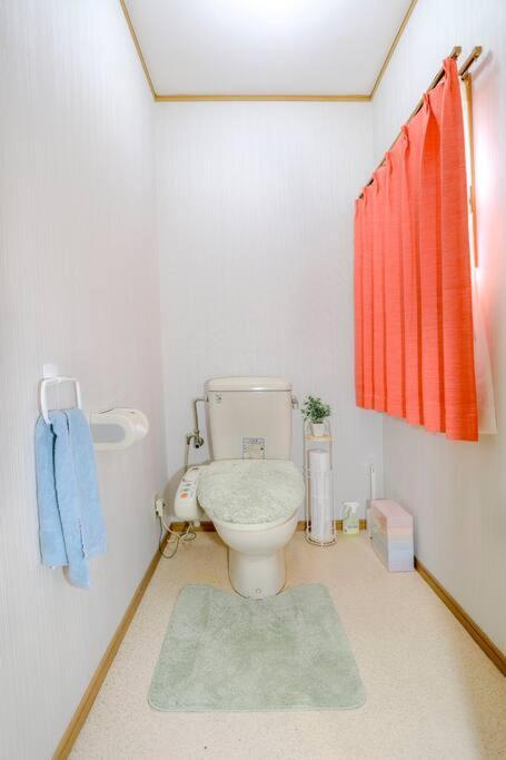 Apartment 鶴橋駅徒歩2分 トイレ浴室複数あり3階建て一軒家車庫付き *