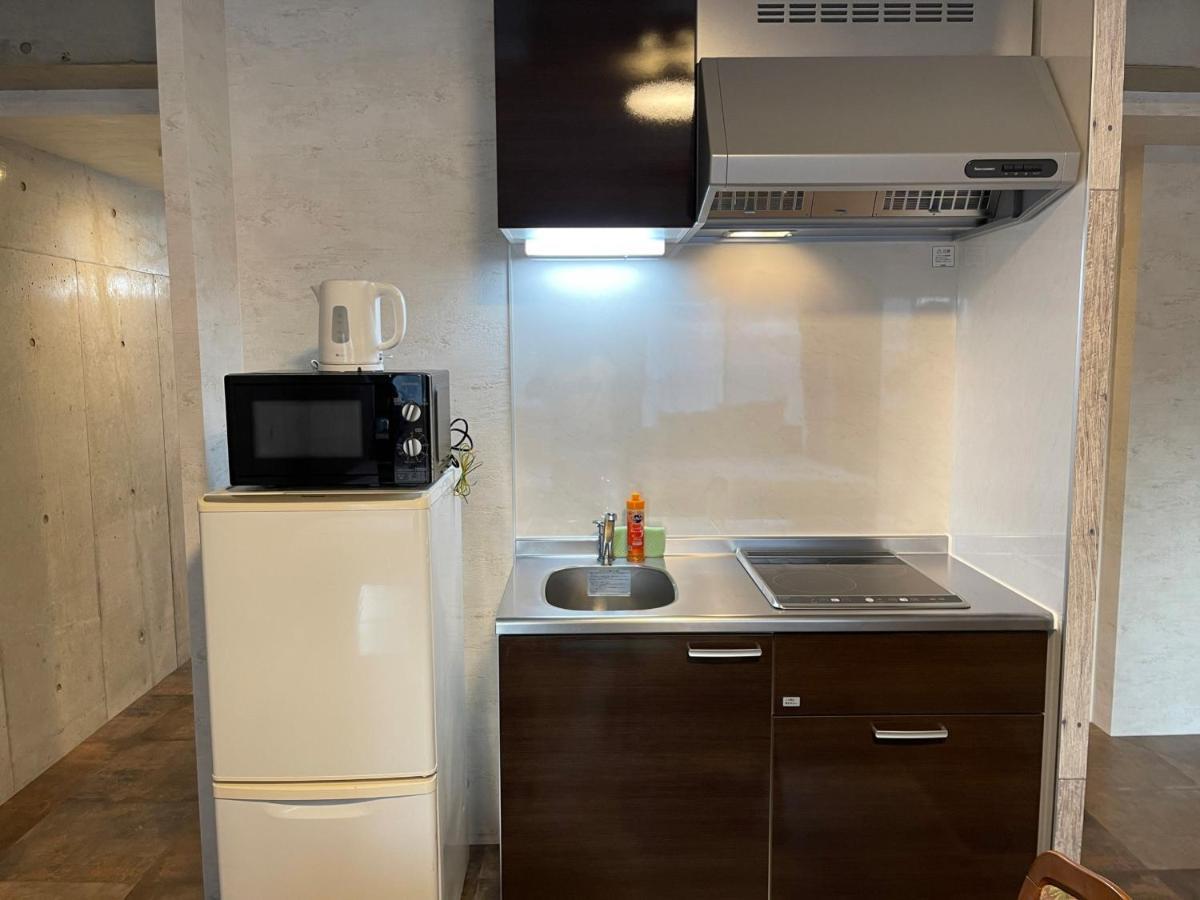 Wolf Pack 21 Apartment
