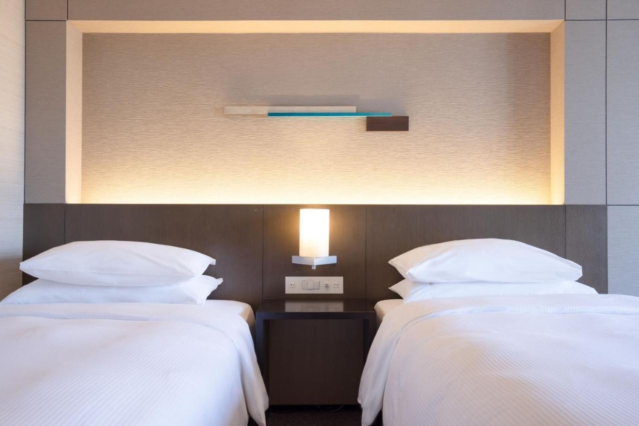 Sheraton Miyako Hotel 5*
