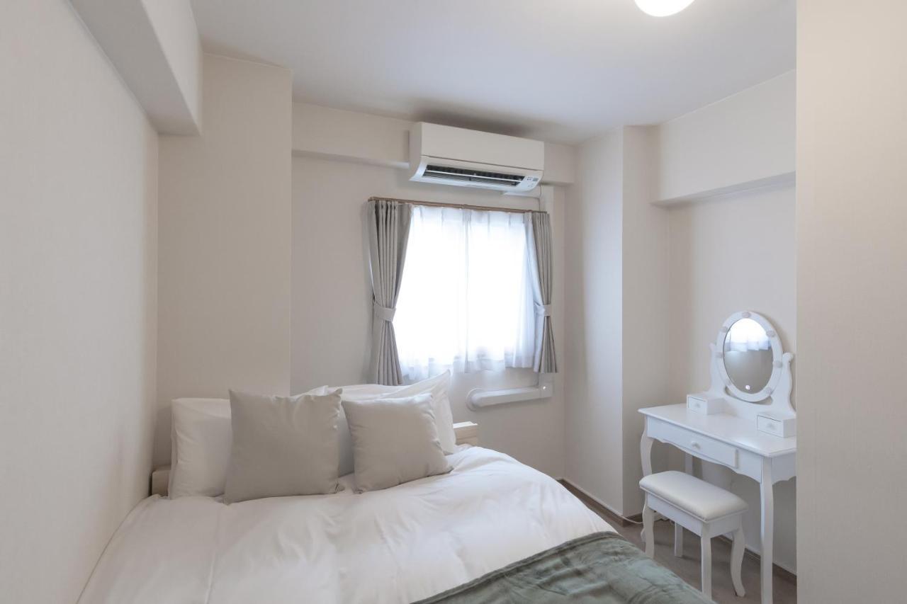 Ocean Nipponbashi Higashi Apartment