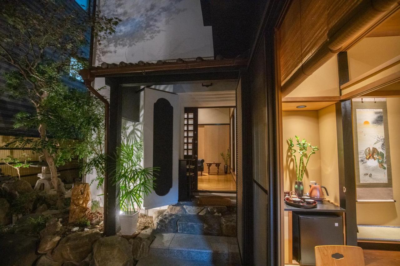 Akiko Fukuya Town Villa *
