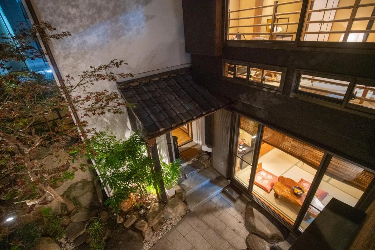 Akiko Fukuya Town Villa