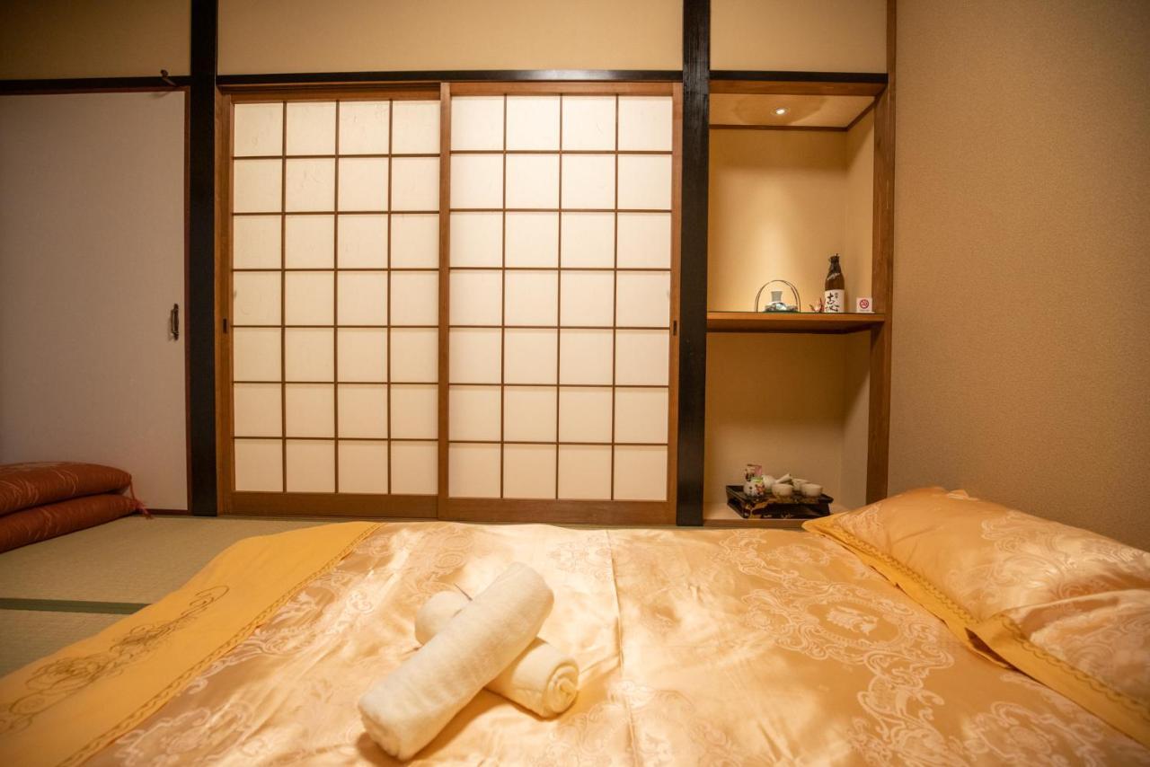 Akiko Fukuya Town * Osaka