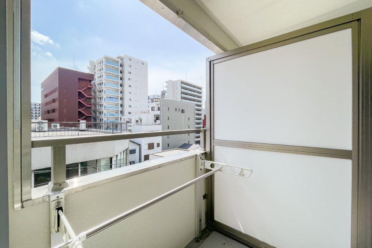 Apartment House Honkan *
