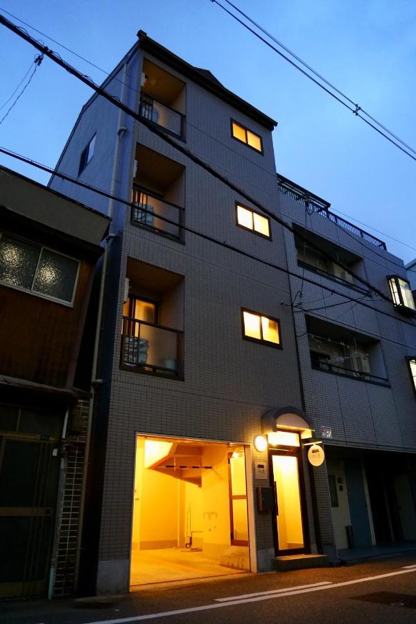 Liaison Court Universal Gateway Apartment