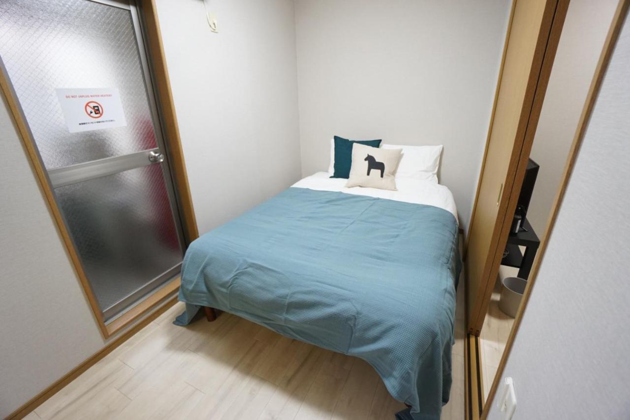 House Honkan 203 *