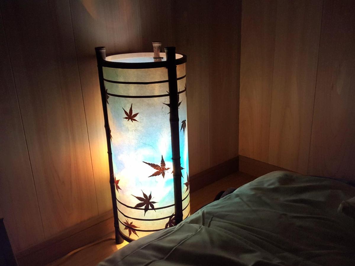 Izawa Osaka: Cozy Group Near Universal Japan