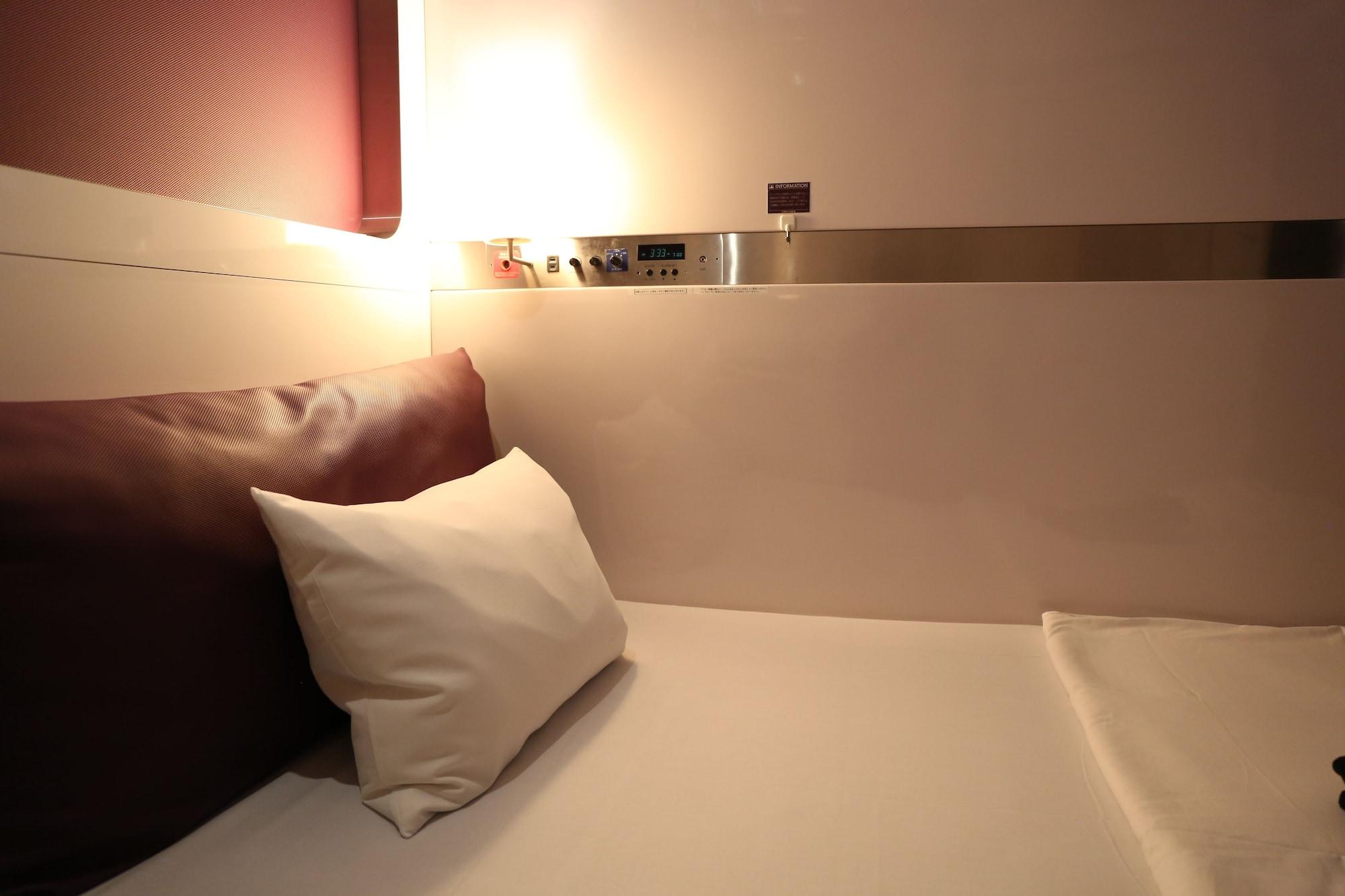 First Midosuji Namba Capsule hotel Osaka