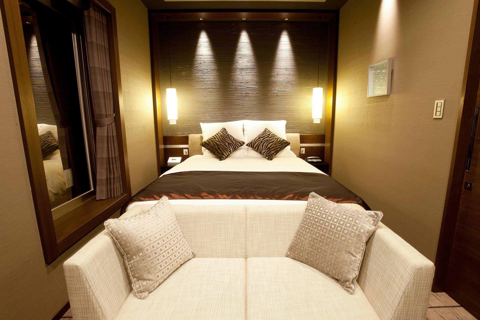 Granvia Osaka-jr Group Hotel 4*