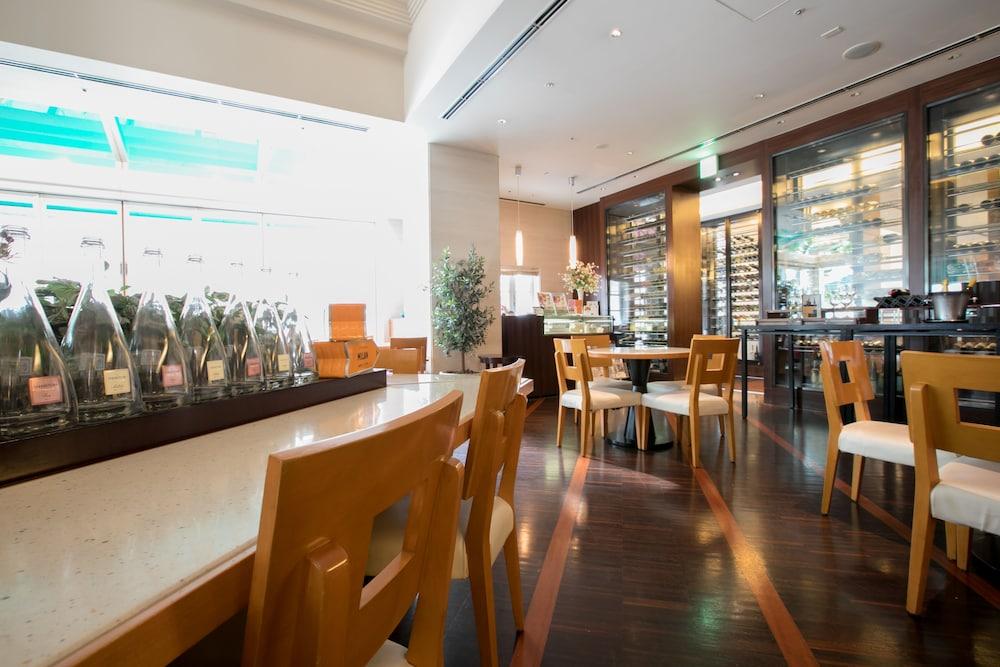 Koko Shinsaibashi 4* Osaka