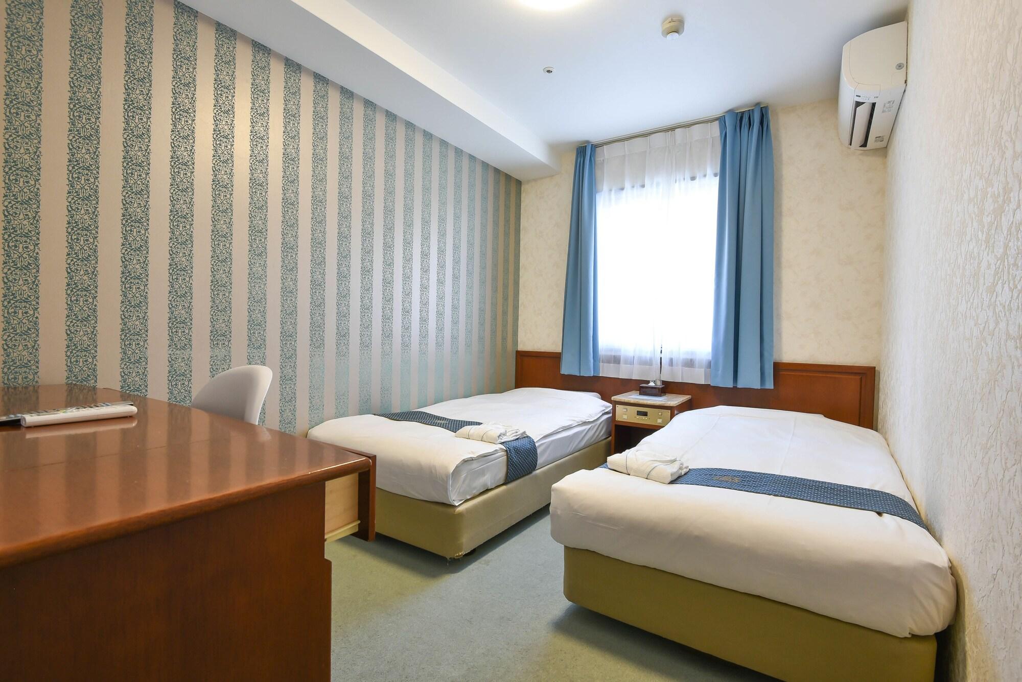 New Shinsaibashi Hotel