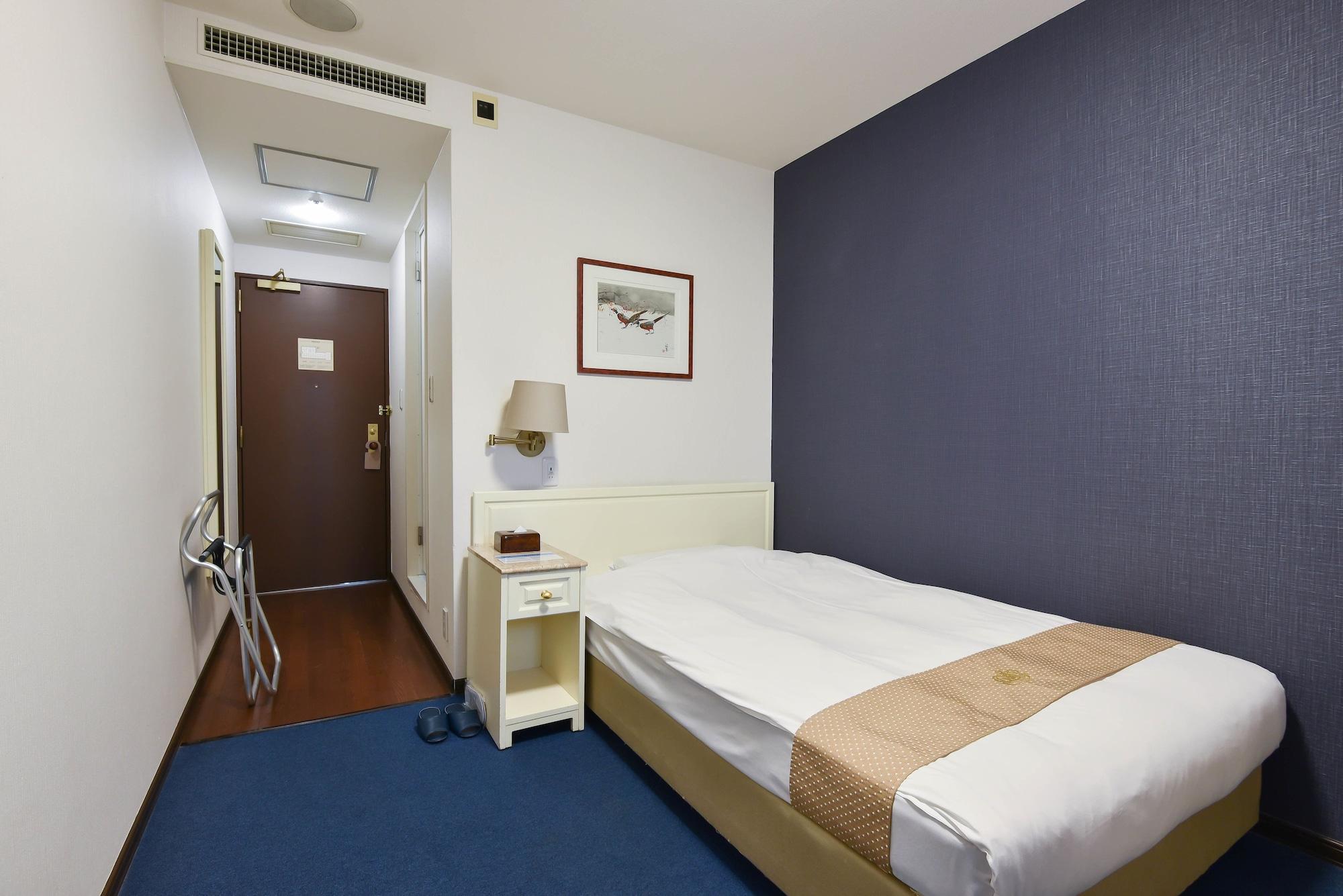 New Shinsaibashi Hotel