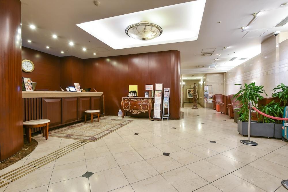 New Shinsaibashi Hotel 3*