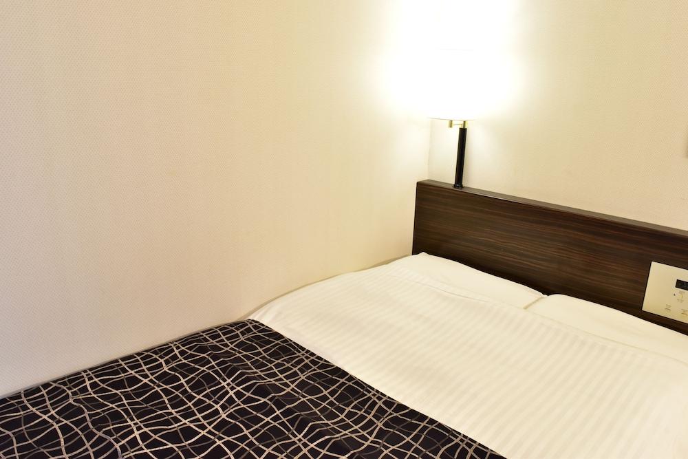 Apa Tanimachi 4chome Ekimae Hotel 3*