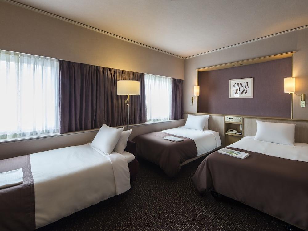 New Hankyu Hotel