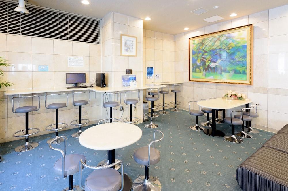 Shin-osaka Sunny Stone Hotel 3*