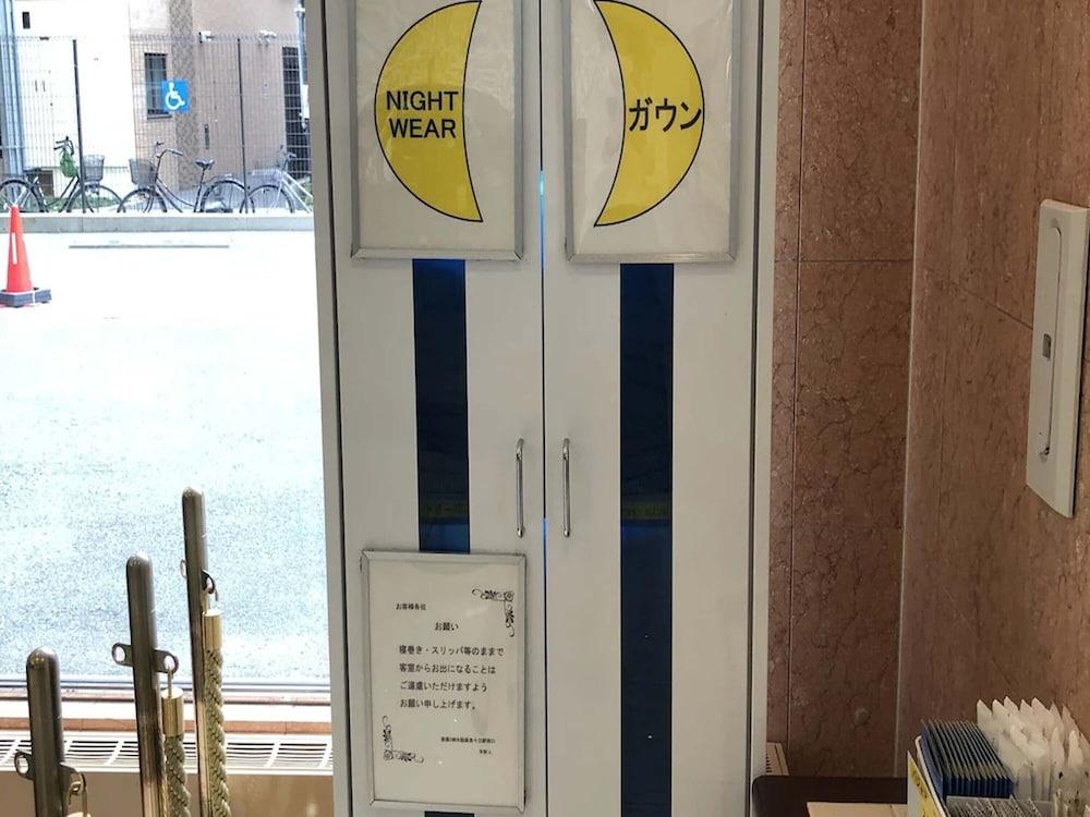 Toyoko Hankyu Juso-eki Nishi-guchi No.1