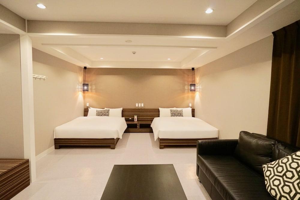 88 Shinsaibashi Hotel 3*