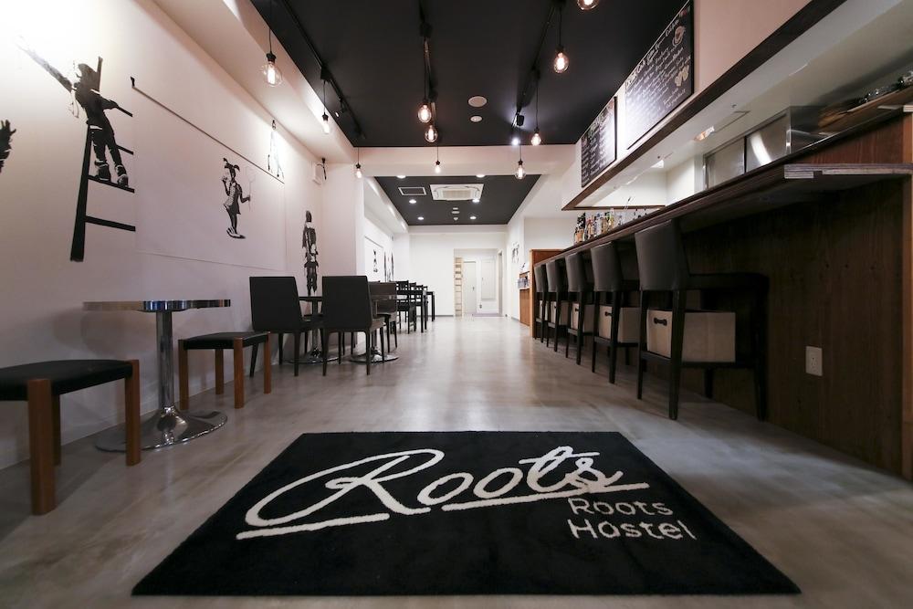 Hostel Roots