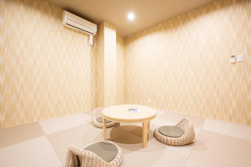 Mon -門- 102 Apartment