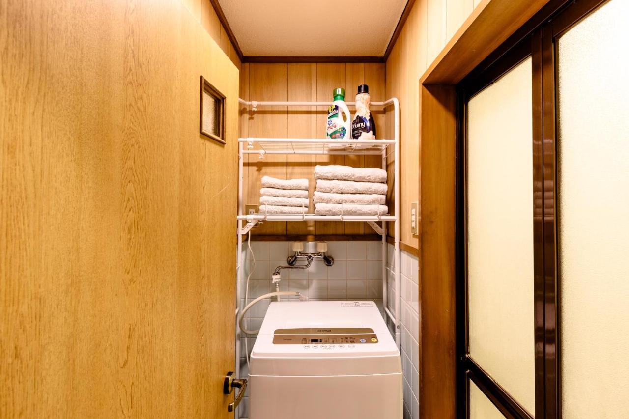 Holiday home 駐車場付き!近徒歩2分!難波,道頓堀エリアまで1駅!usjまで15分!観光好立地の戸建! Osaka