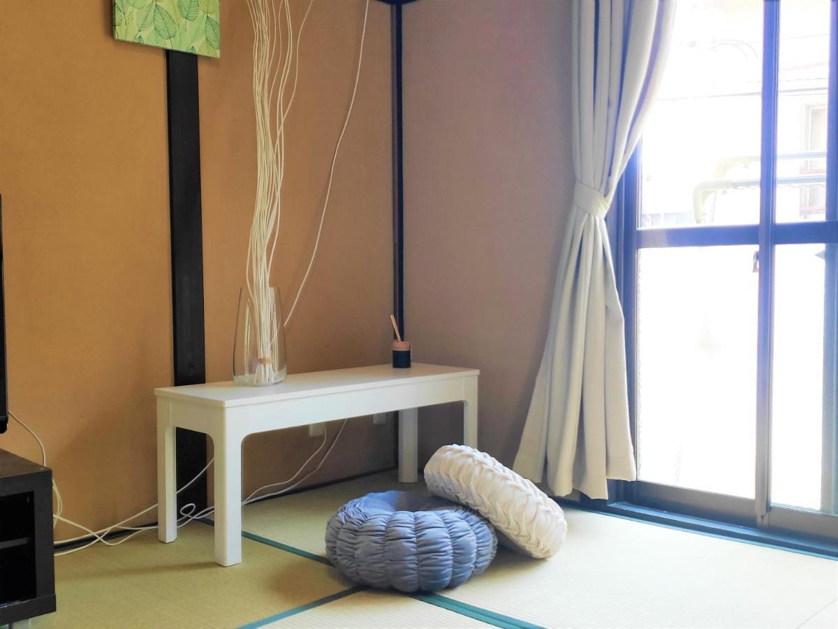 Villa Namba East House Three-story House72 Osaka