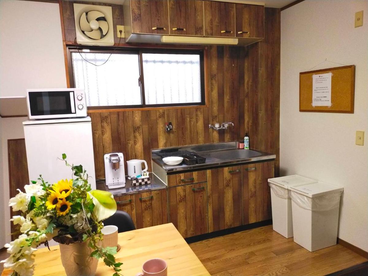 Apartment Secret Base Shin-imamiya