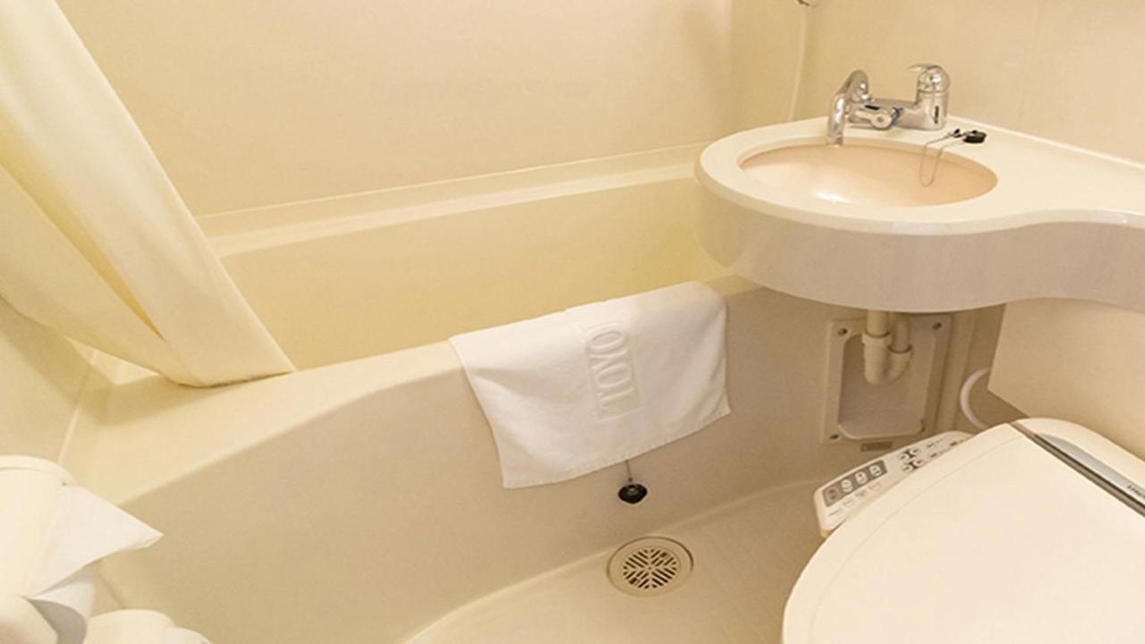 Toyoko Namba 3*