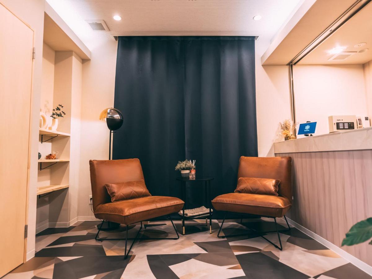 R Hotel-the Atelier Shinsaibashi East Hotel 3*
