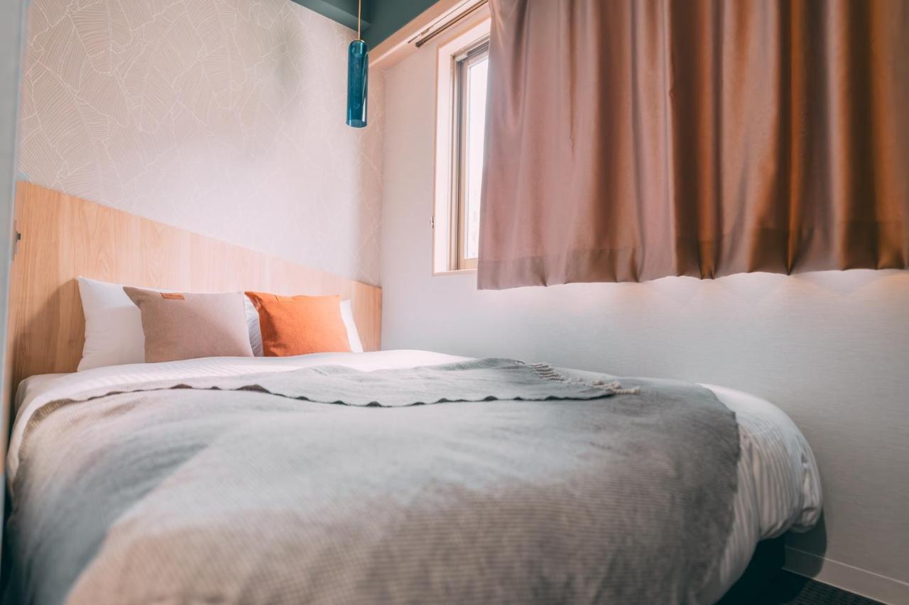 R Hotel-the Atelier Shinsaibashi East 3*