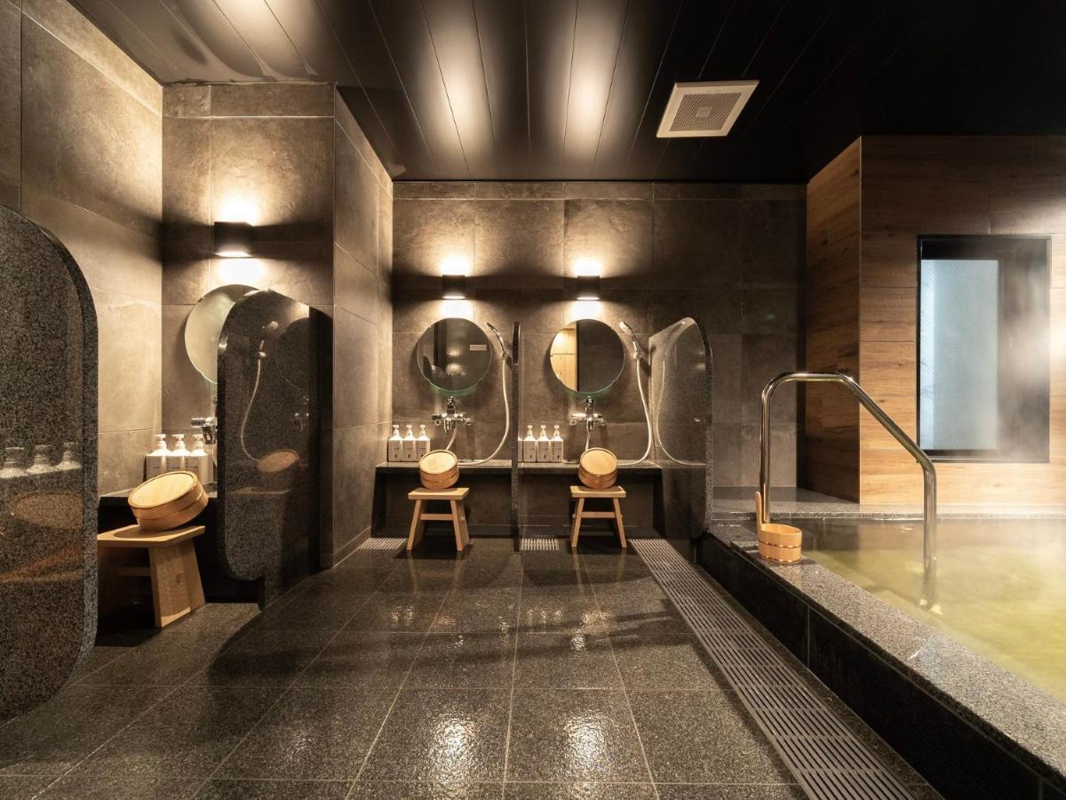 Super Premier Namba Shinsaibashi Natural Hot Spring 3* Osaka