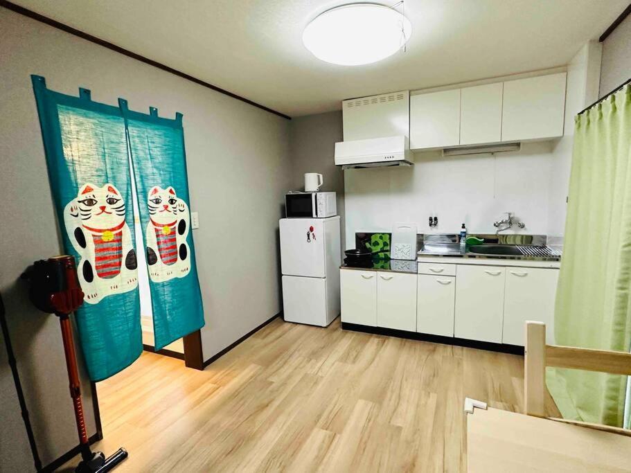 205gblhouse: Steps From Kuromon Market, Near Dotonbori