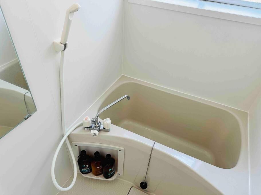 205gblhouse: Steps From Kuromon Market, Near Dotonbori Apartment *