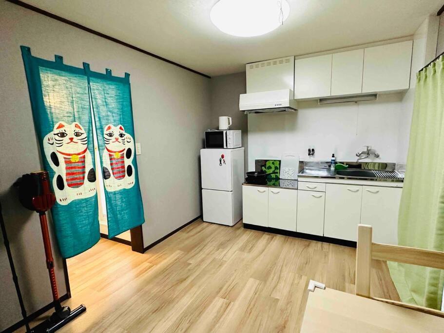 205gblhouse: Steps From Kuromon Market, Near Dotonbori