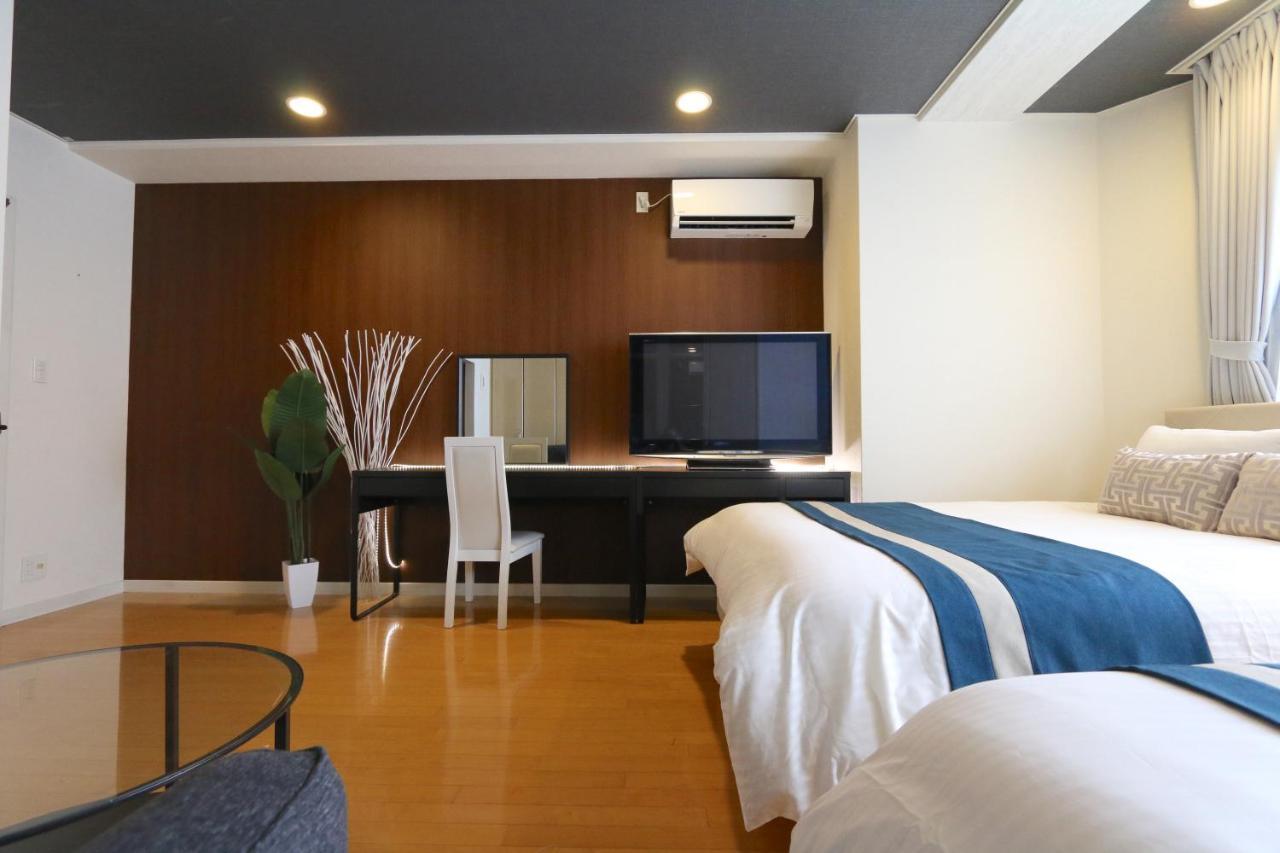 Apartment Elle Namba *