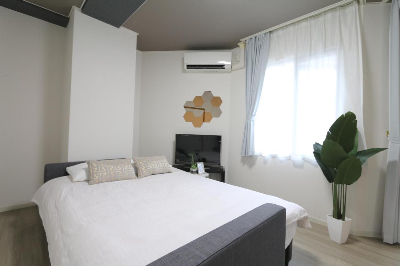 Elle Namba Apartment
