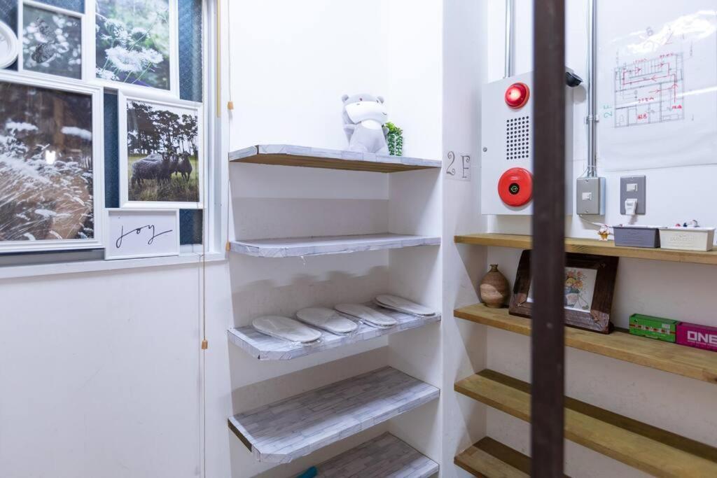【大阪市中心】一棟貸し切り、便利設備まで徒歩2分、心斎橋商店街まで徒歩10分！ Osaka