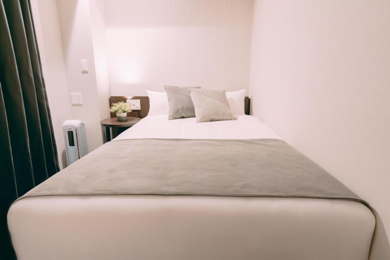 R Honmachi Hotel