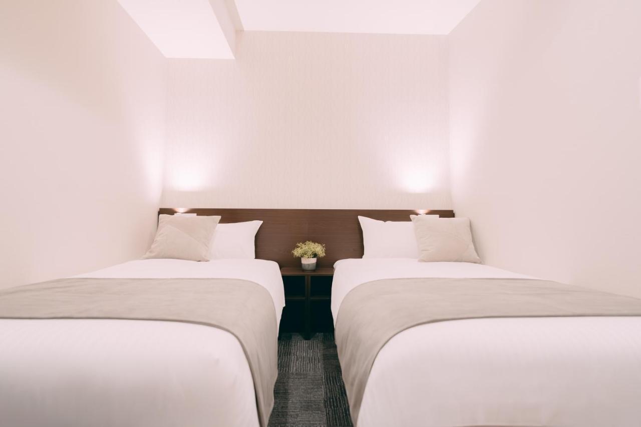R Honmachi Hotel