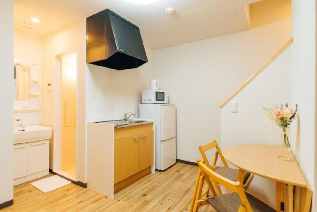 Apartment *fortune House*鶴見橋 花園町駅 *生活機能完備* 一軒家 *最大4人*